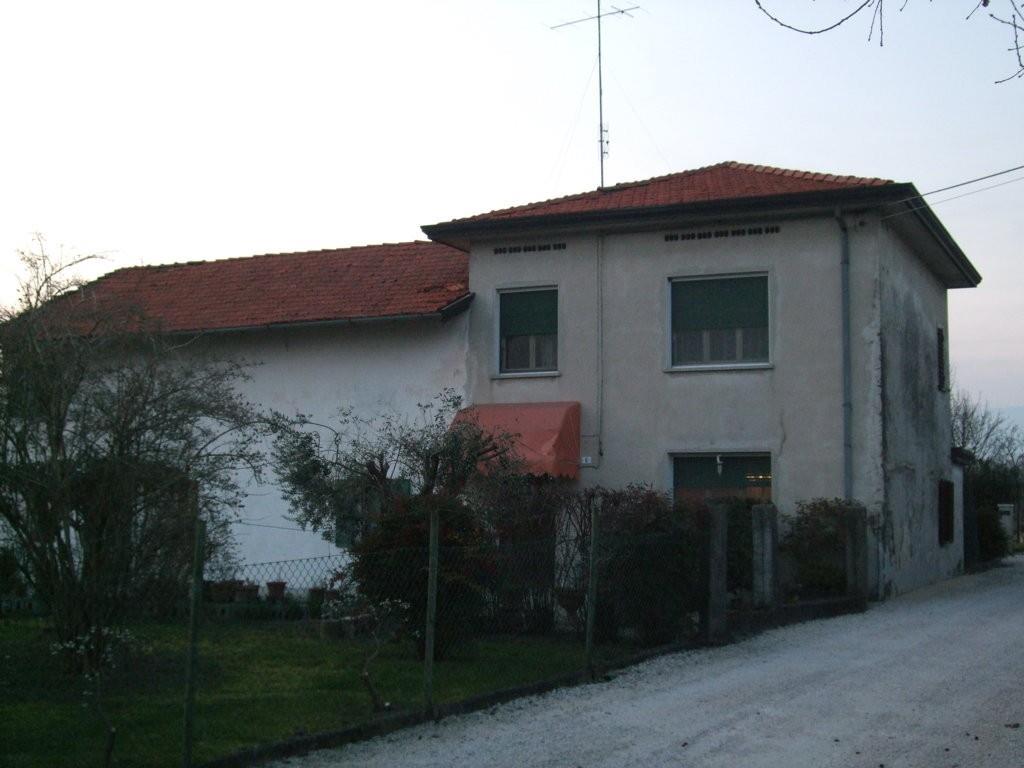 casa indipendente in vendita a Brugnera