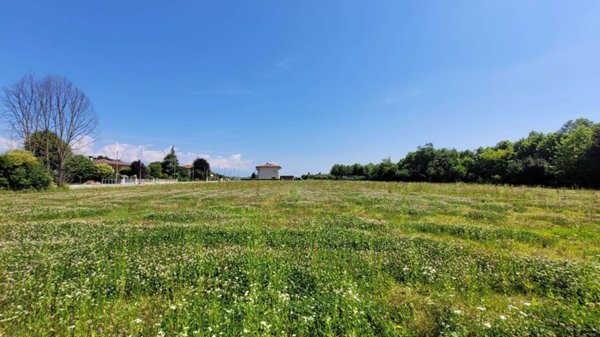 terreno edificabile in vendita a Brugnera