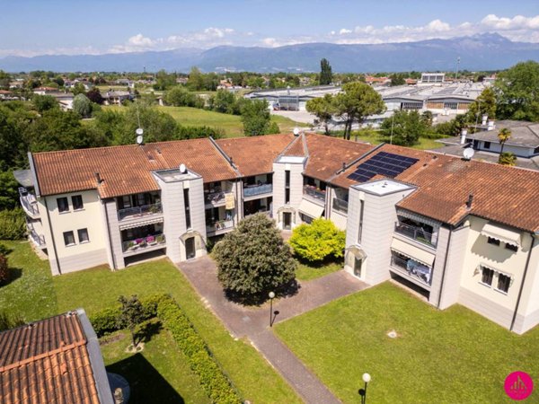 appartamento in vendita a Brugnera in zona Maron