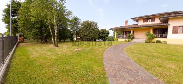 casa indipendente in vendita a Brugnera