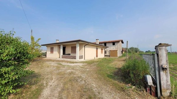 casa indipendente in vendita a Brugnera