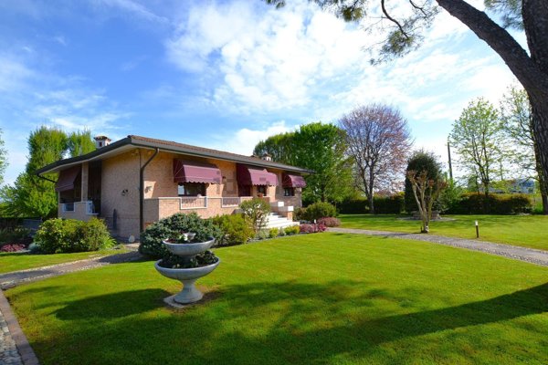 casa indipendente in vendita a Brugnera