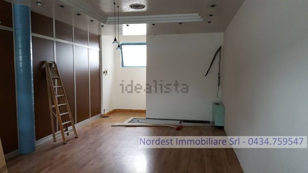 locale commerciale in vendita a Brugnera
