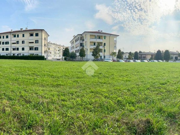 terreno agricolo in vendita a Brugnera in zona Maron