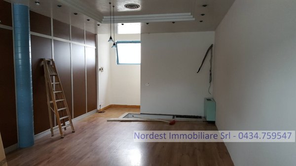 locale commerciale in vendita a Brugnera