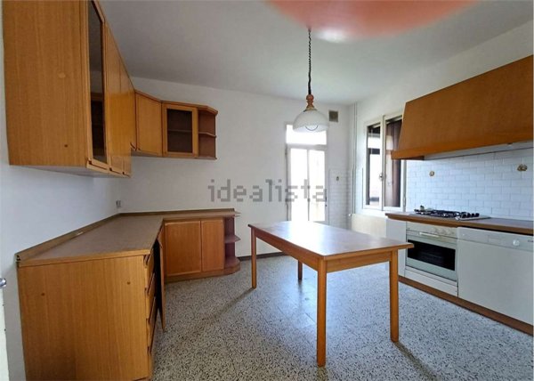 casa indipendente in vendita a Brugnera in zona Maron