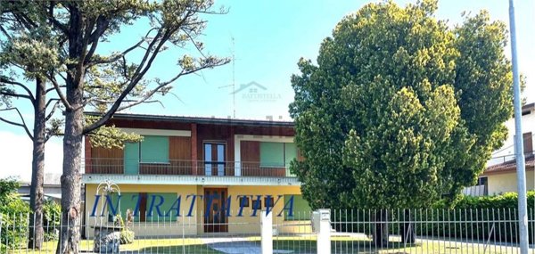 casa indipendente in vendita a Brugnera in zona Maron