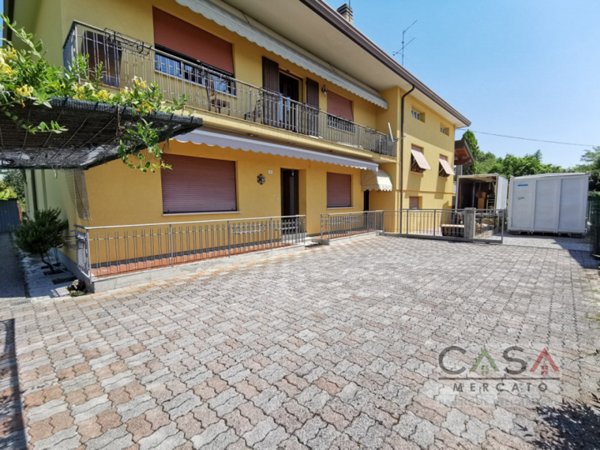 casa indipendente in vendita a Brugnera in zona Maron