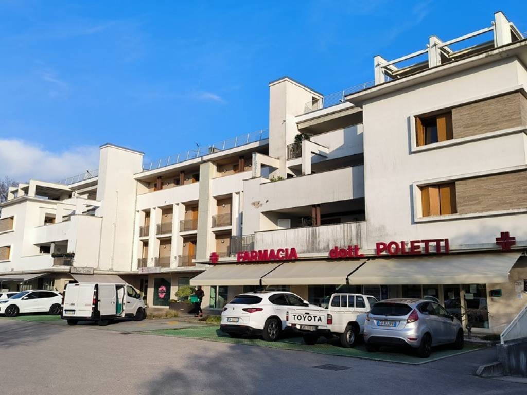 appartamento in vendita a Brugnera in zona Maron