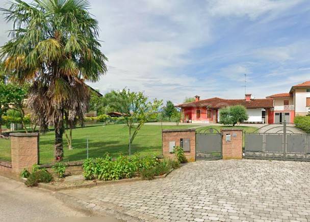 casa indipendente in vendita a Brugnera in zona Maron