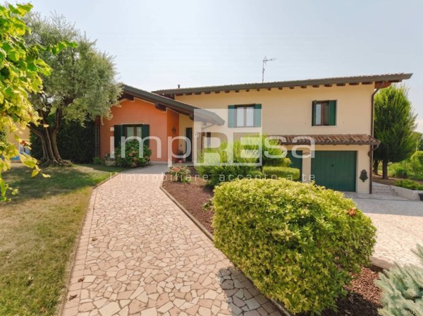 casa indipendente in vendita a Brugnera