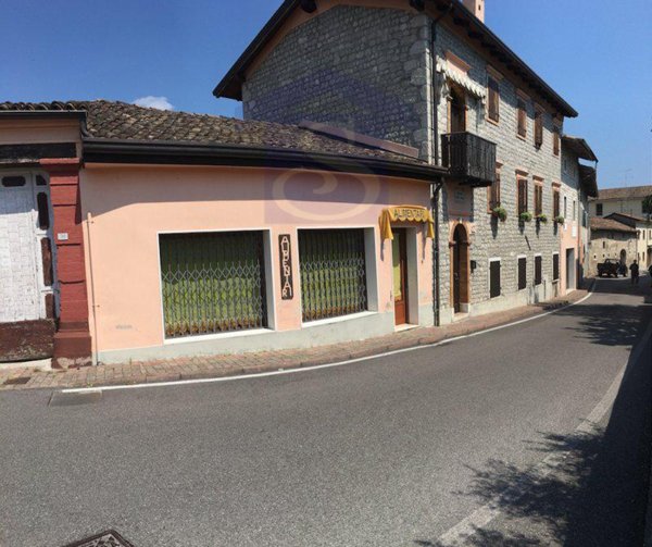 negozio in vendita a Budoia