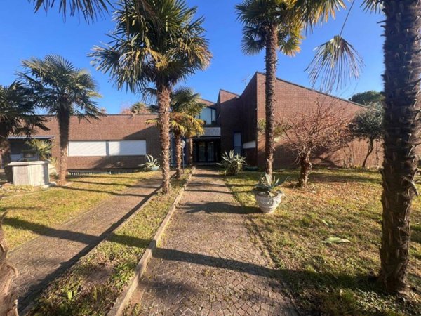 casa indipendente in vendita a Budoia