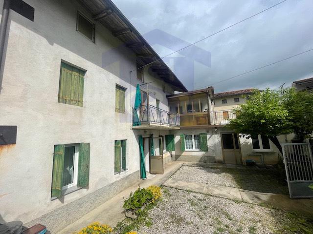 casa indipendente in vendita a Budoia