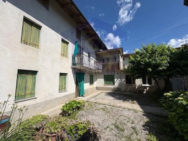 casa indipendente in vendita a Budoia