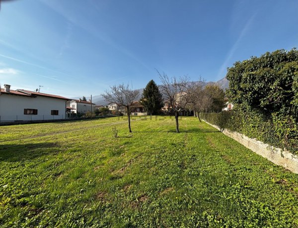 casa indipendente in vendita a Budoia in zona Dardago