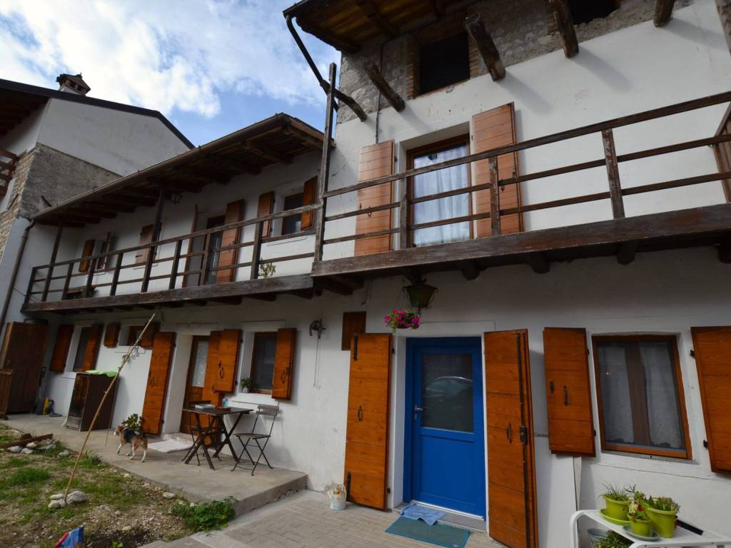 casa indipendente in vendita a Budoia