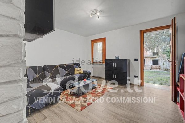 casa indipendente in vendita a Budoia