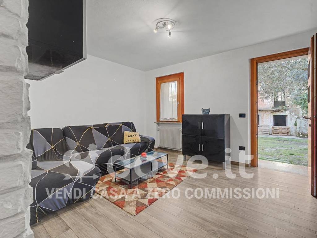 casa indipendente in vendita a Budoia