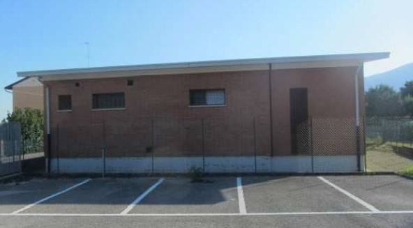 locale commerciale in vendita a Budoia