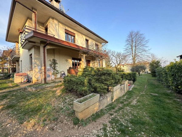 casa indipendente in vendita a Budoia