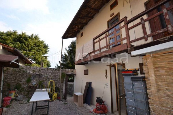 casa indipendente in vendita a Budoia