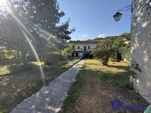 casa indipendente in vendita a Budoia in zona Santa Lucia
