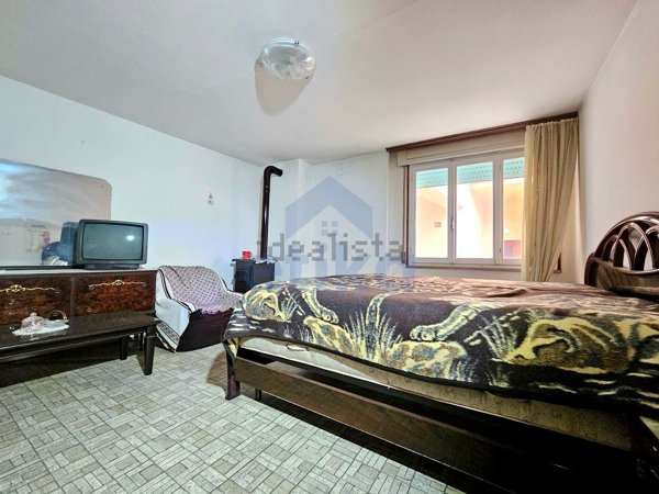 casa indipendente in vendita a Caneva