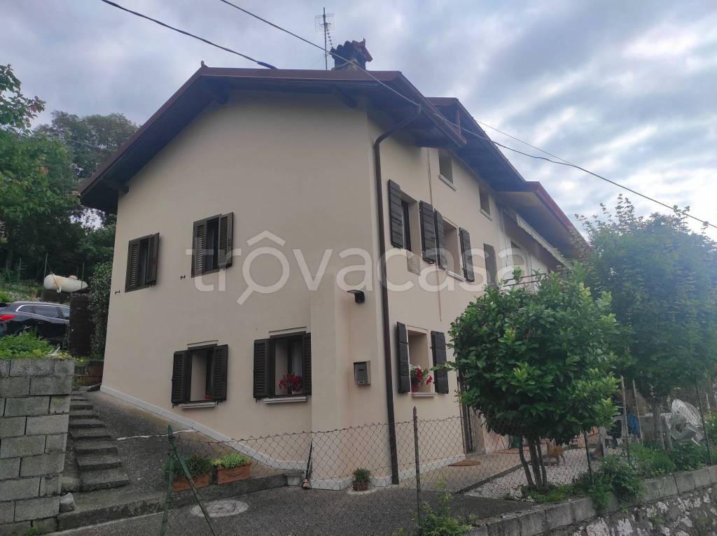 casa indipendente in vendita a Caneva