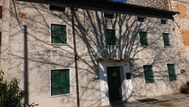 casa indipendente in vendita a Caneva