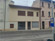 casa indipendente in vendita a Caneva