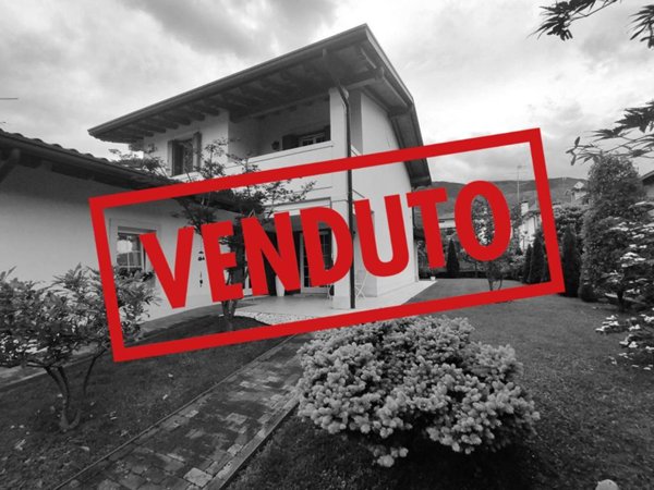 casa indipendente in vendita a Caneva