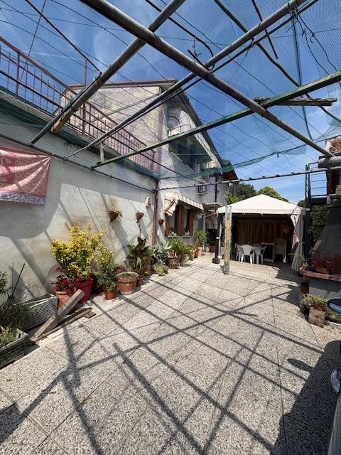 casa indipendente in vendita a Caneva