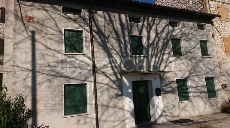 casa indipendente in vendita a Caneva