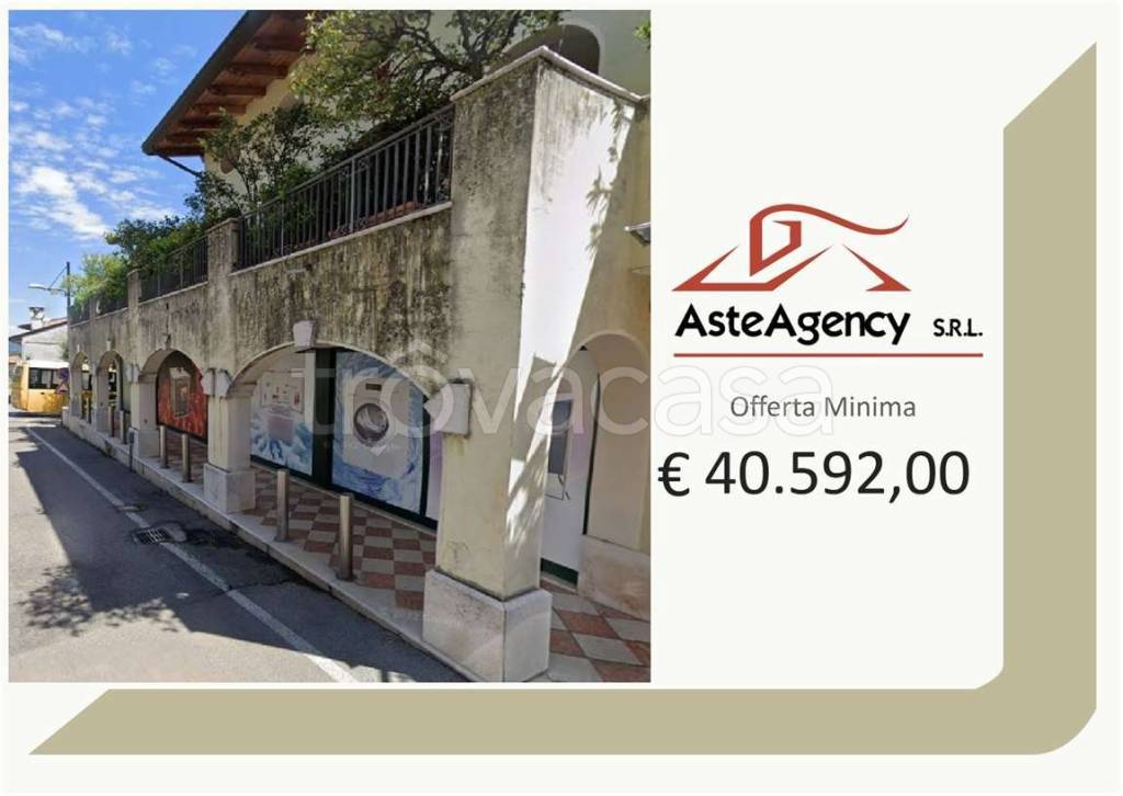 negozio in vendita a Caneva