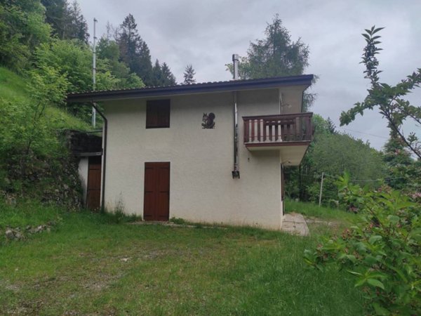 casa indipendente in vendita a Caneva