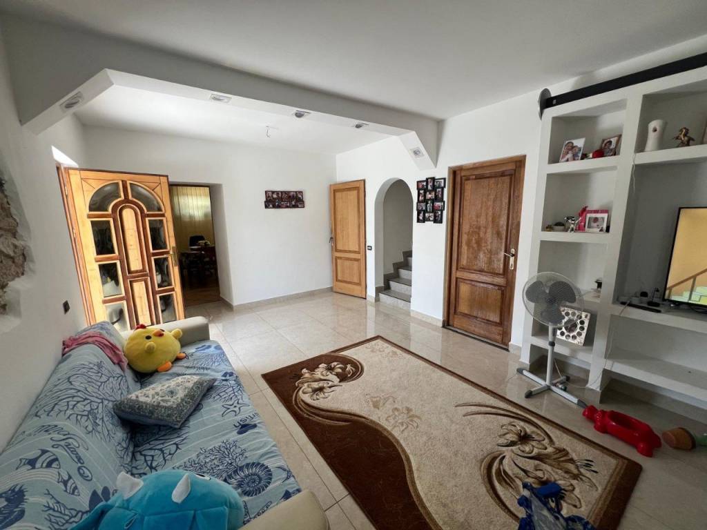 casa indipendente in vendita a Caneva