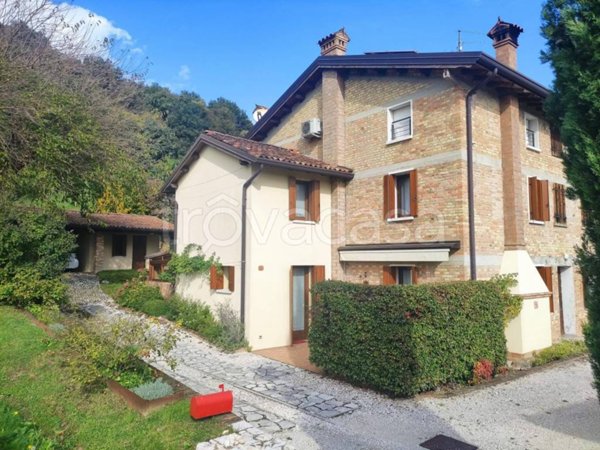 casa indipendente in vendita a Caneva