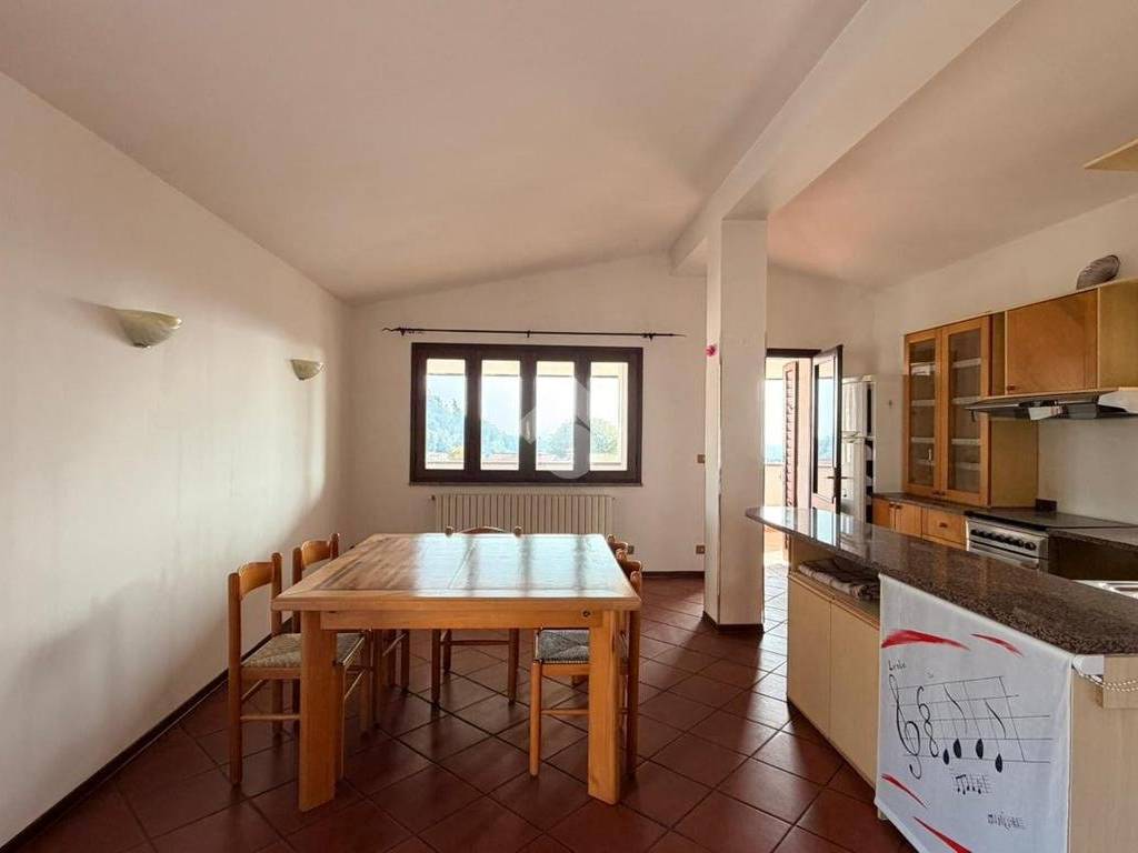 appartamento in vendita a Caneva in zona Sarone