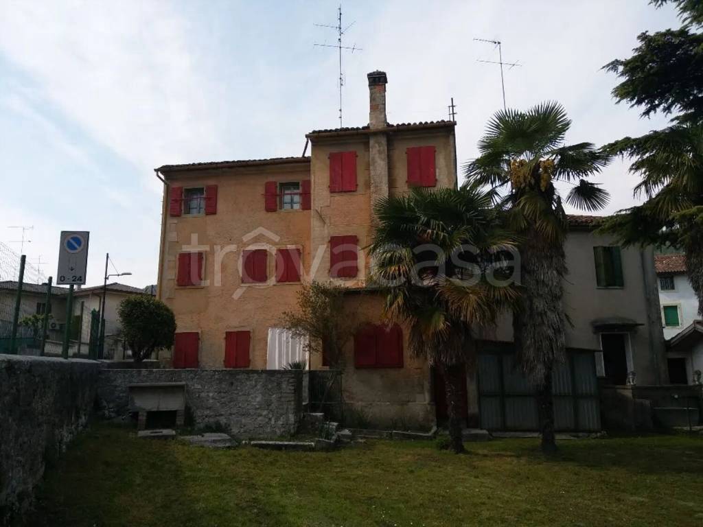 appartamento in vendita a Caneva in zona Stevenà