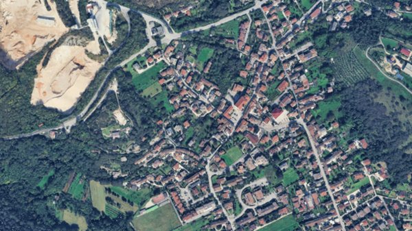 terreno edificabile in vendita a Caneva in zona Sarone