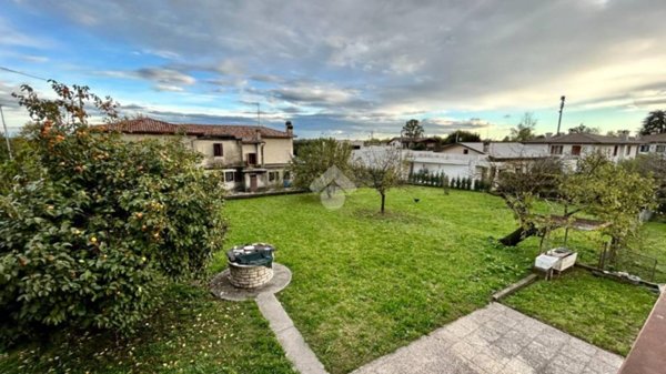 ufficio in vendita a Caneva in zona Fratta