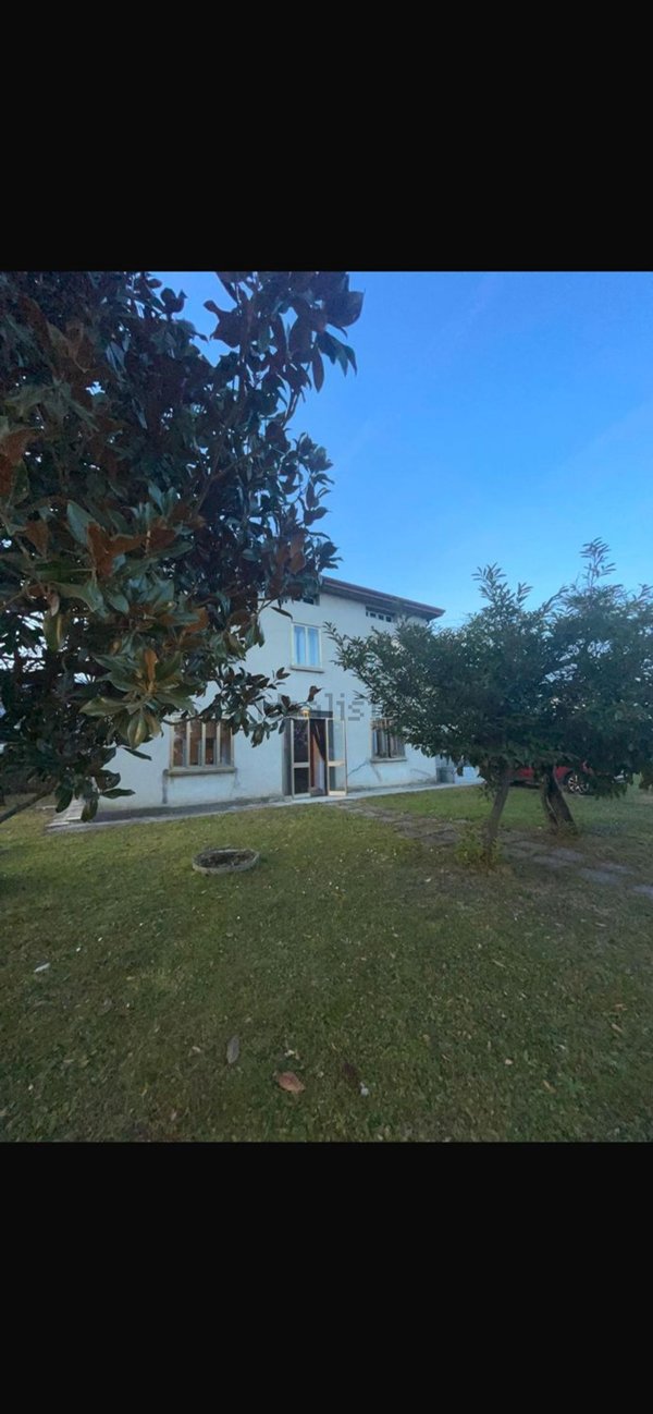 casa indipendente in vendita a Caneva in zona Stevenà