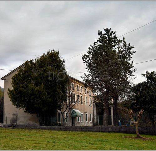 casa indipendente in vendita a Caneva in zona Stevenà