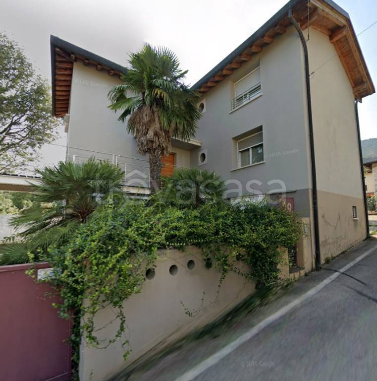 casa indipendente in vendita a Caneva in zona Sarone