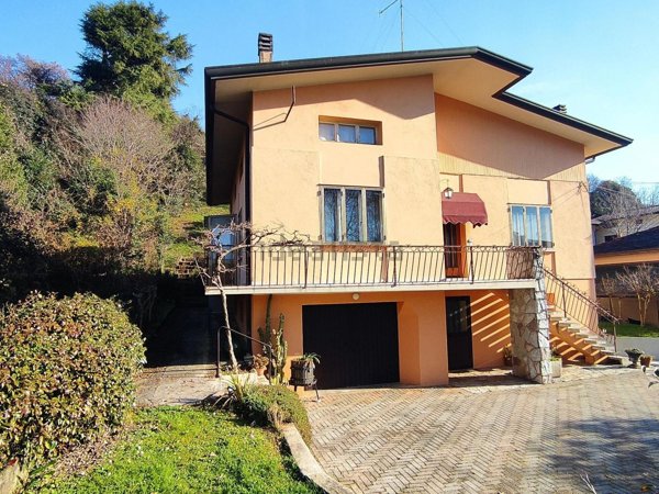 casa indipendente in vendita a Caneva in zona Sarone
