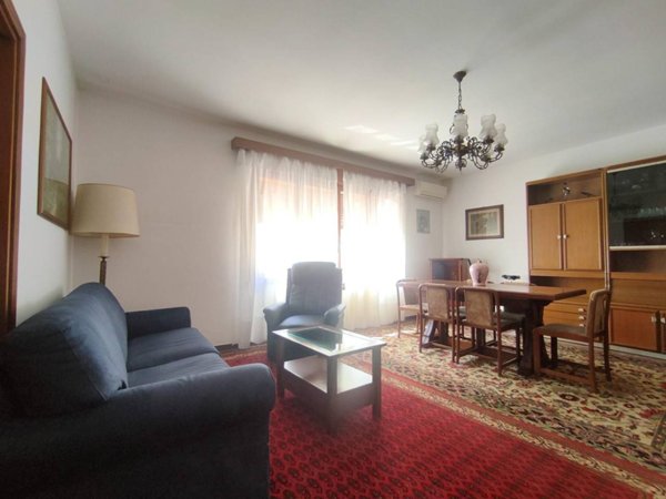 casa indipendente in vendita a Caneva in zona Stevenà