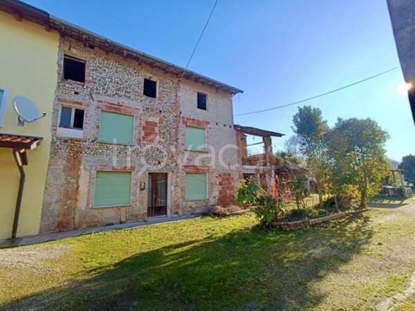 casa indipendente in vendita a Casarsa della Delizia in zona San Giovanni