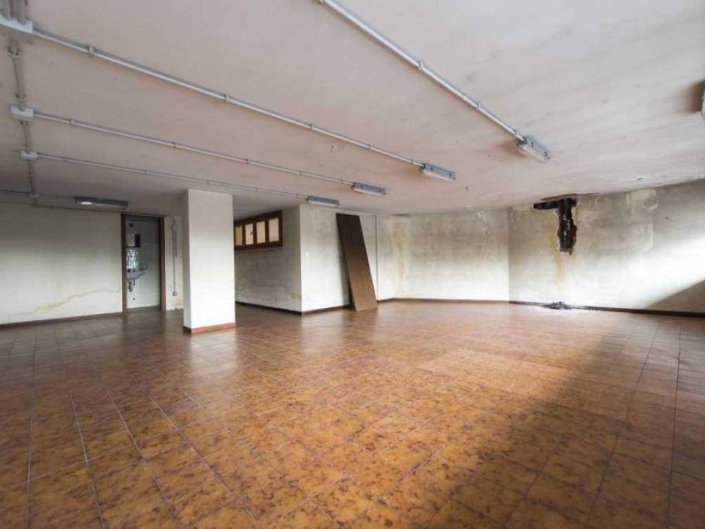 ufficio in vendita a Casarsa della Delizia