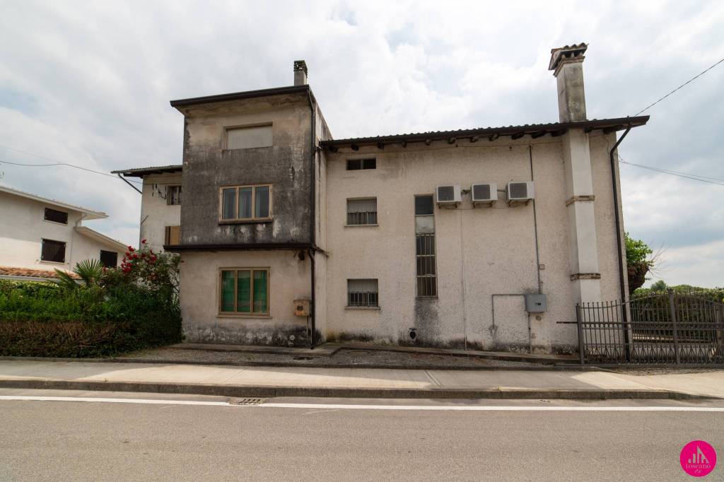 casa indipendente in vendita a Casarsa della Delizia in zona San Giovanni
